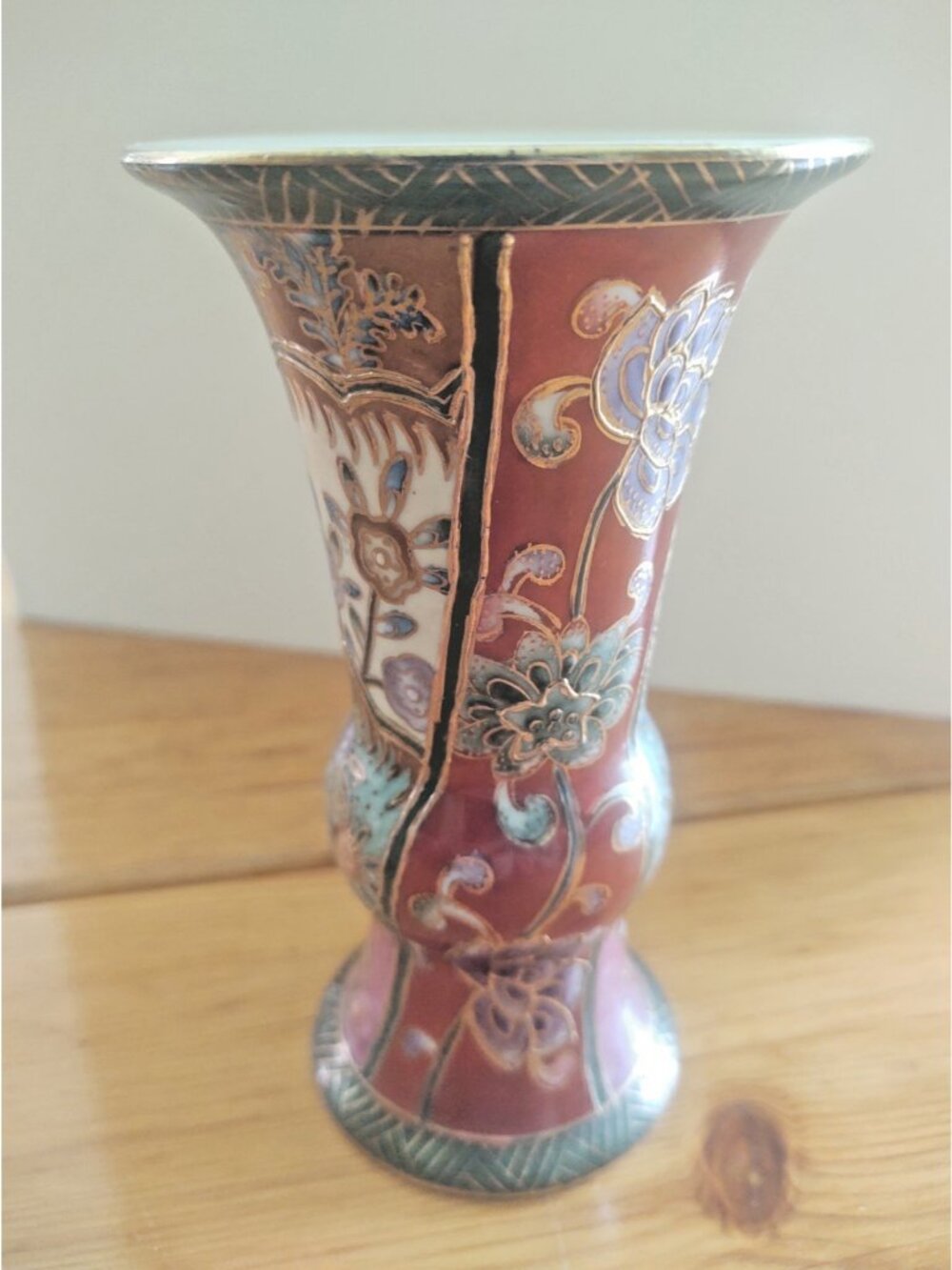 Vintage Maruni Japan hand Painted Floral Vase 6 1/4" Gold Gilded - Picture 4 of 15